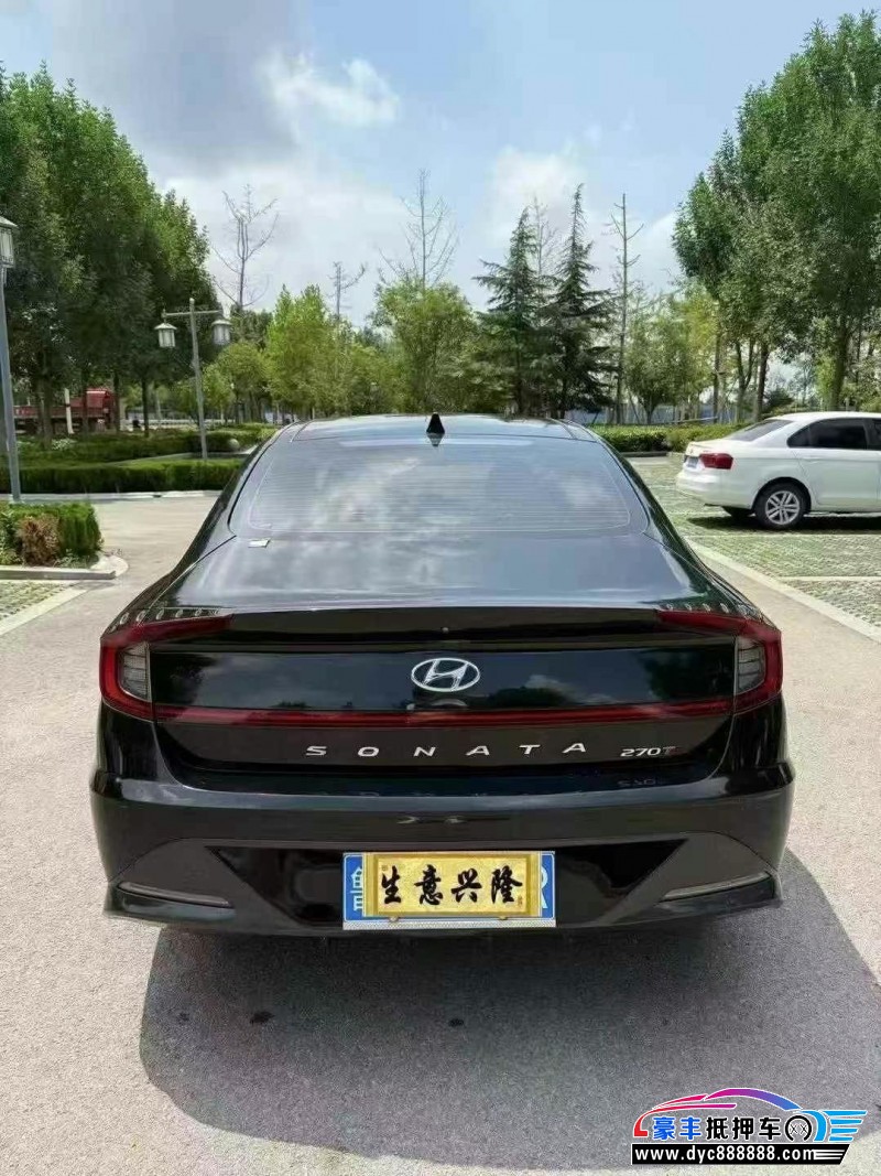 20年现代索纳塔轿车抵押车出售