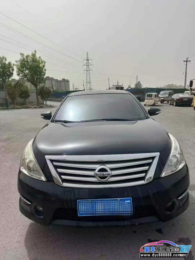 12年日产天籁轿车抵押车出售