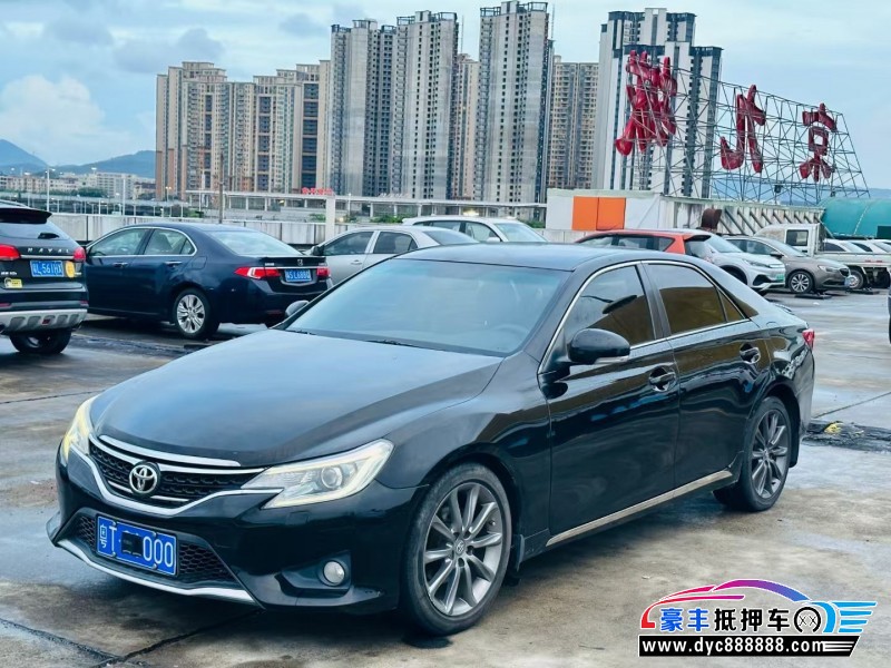 14年丰田锐志轿车抵押车出售