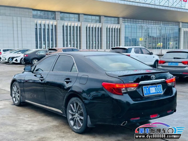 14年丰田锐志轿车抵押车出售