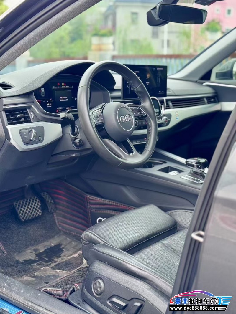 22年奥迪A4L轿车抵押车出售