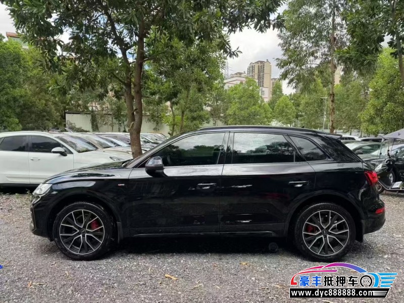 23年奥迪Q5轿车抵押车出售