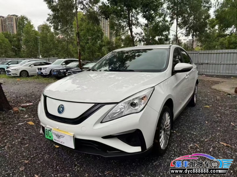 22年东风风行景逸S50轿车抵押车出售