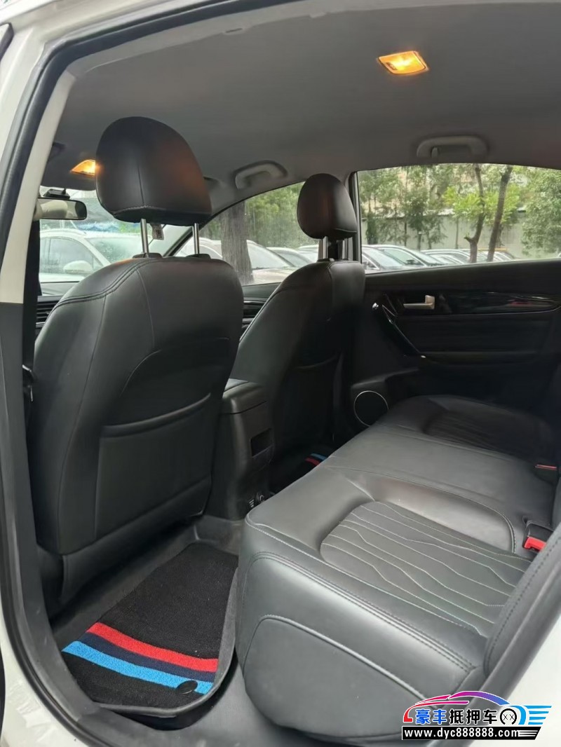 22年东风风行景逸S50轿车抵押车出售