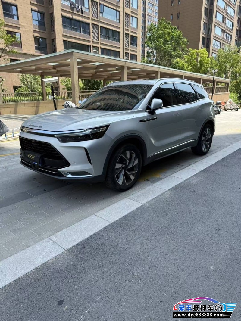 21年北京x7轿车抵押车出售