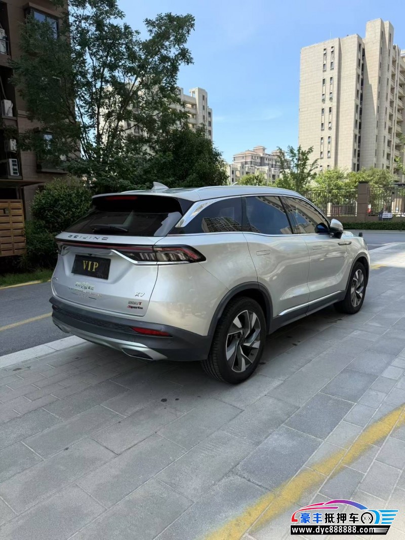 21年北京x7轿车抵押车出售