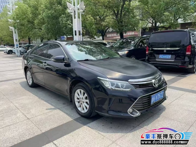 15年丰田凯美瑞轿车抵押车出售