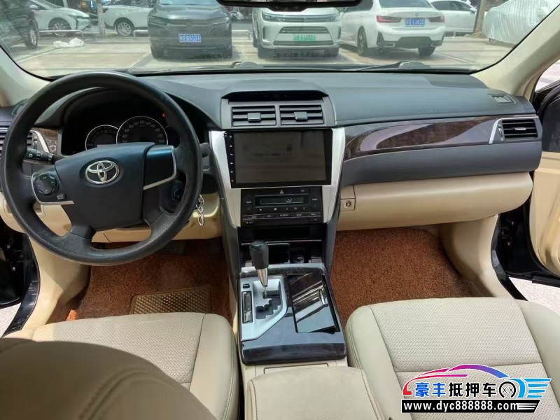 15年丰田凯美瑞轿车抵押车出售