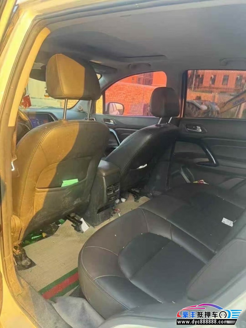 18年传祺GS4轿车抵押车出售