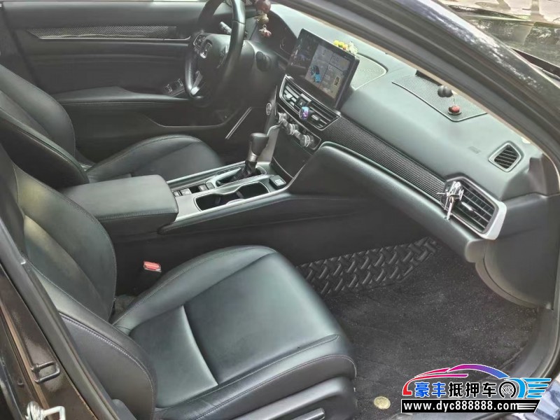 21年本田雅阁轿车抵押车出售