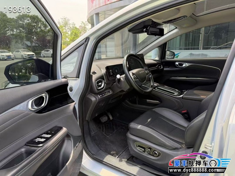 23年埃安v轿车抵押车出售