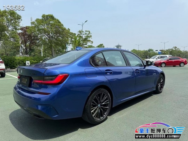 20年宝马3系轿车抵押车出售