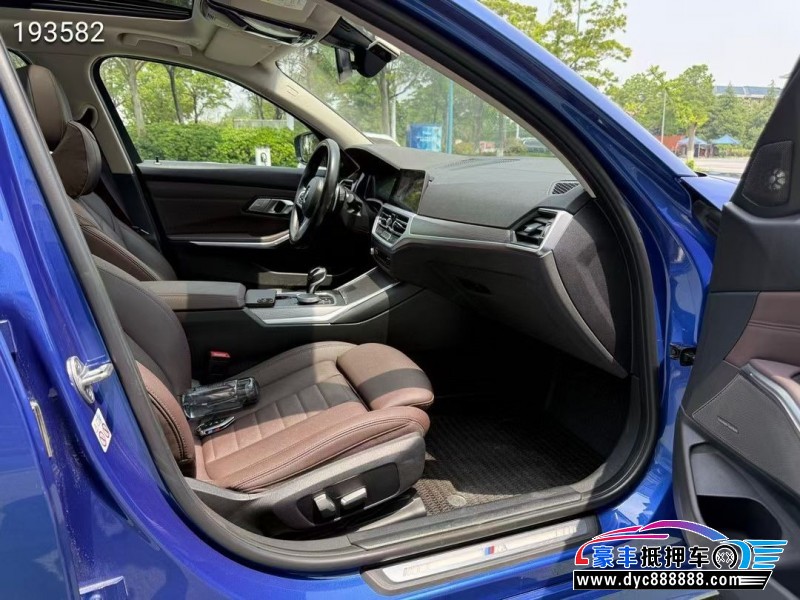 20年宝马3系轿车抵押车出售