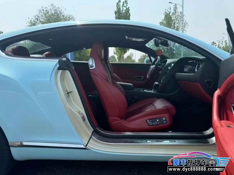 13年宾利欧陆轿车抵押车出售