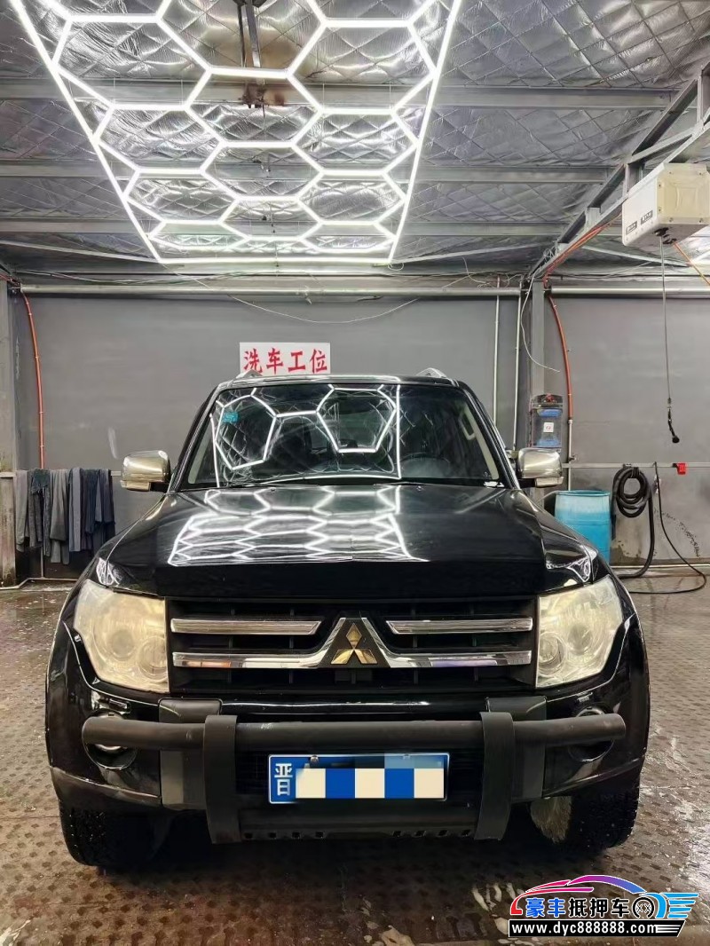 08年三菱帕杰罗轿车抵押车出售