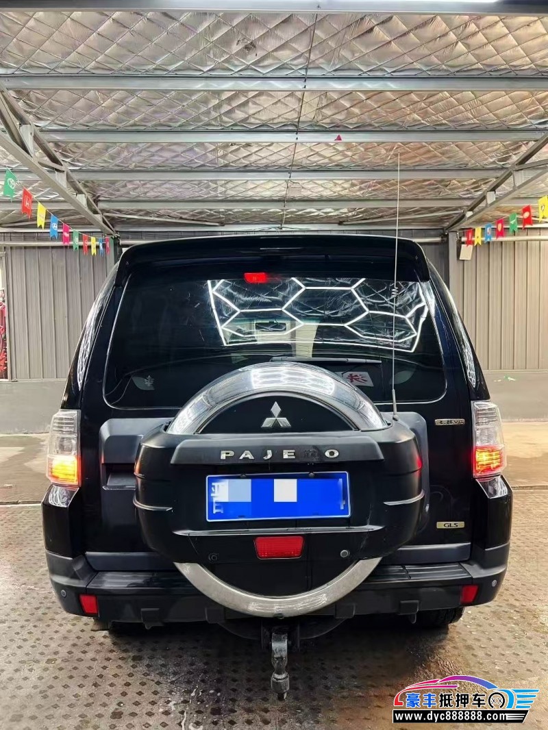 08年三菱帕杰罗轿车抵押车出售