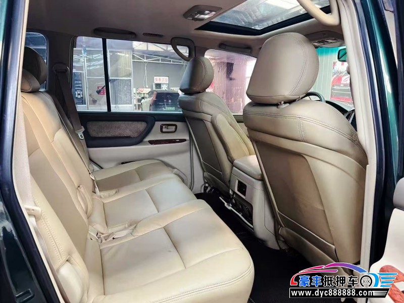 06年丰田兰德酷路泽（陆巡）轿车抵押车出售