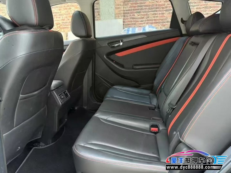 22年东风风光580轿车抵押车出售