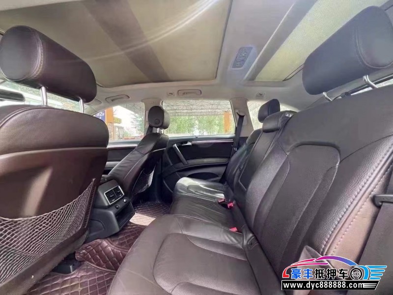 12年奥迪Q7轿车抵押车出售