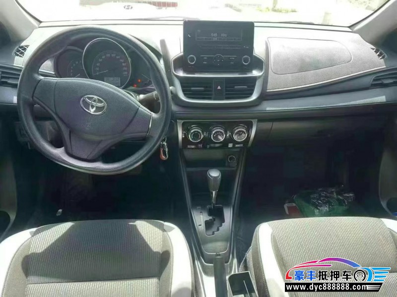 20年丰田YARiS L 致炫轿车抵押车出售
