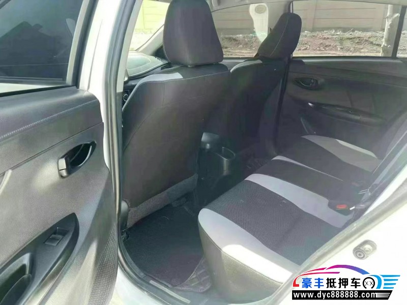 20年丰田YARiS L 致炫轿车抵押车出售