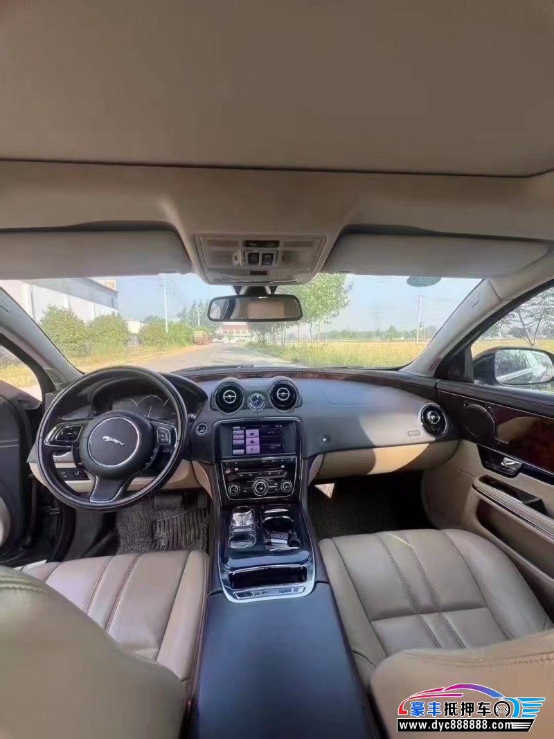 13年捷豹XJL轿车抵押车出售