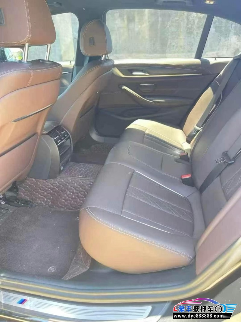 23年宝马5系轿车抵押车出售