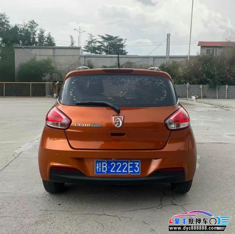 18年宝骏310轿车抵押车出售