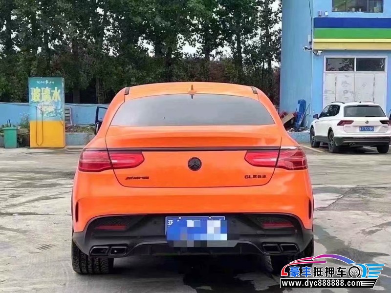 17年奔驰GLE轿车抵押车出售