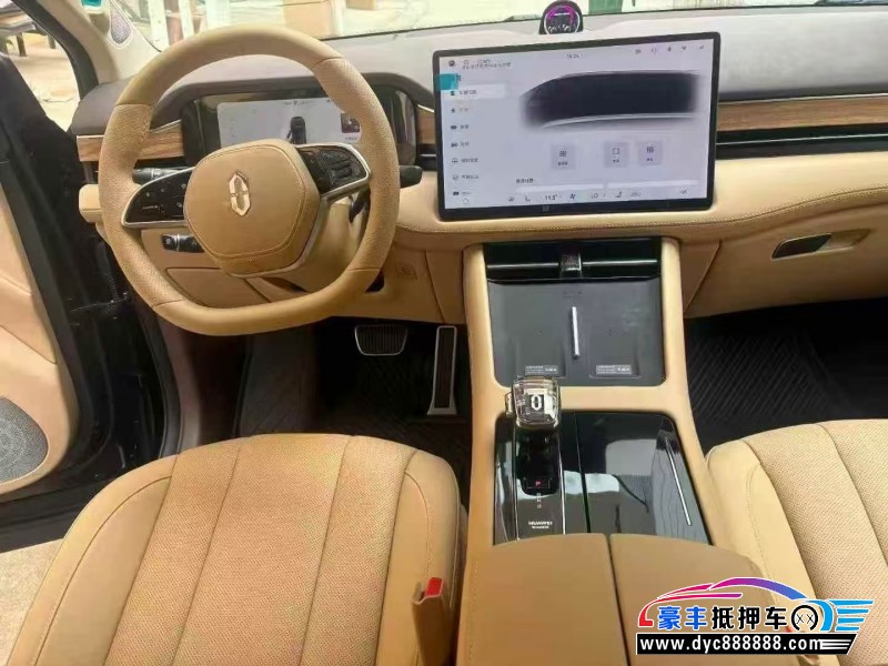 25年华为问界轿车抵押车出售