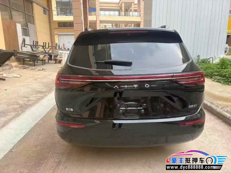 25年华为问界轿车抵押车出售