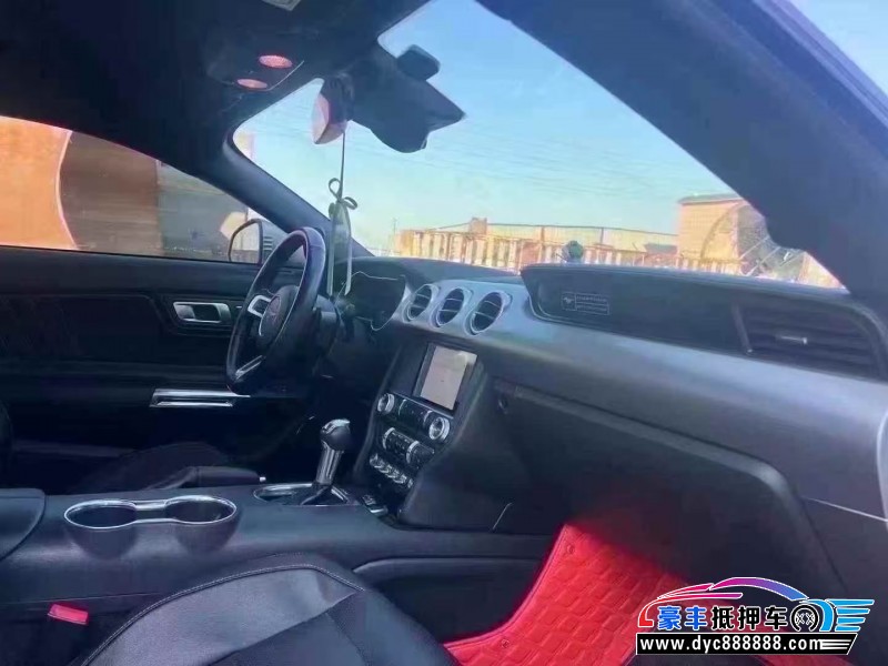 21年福特野马轿车抵押车出售