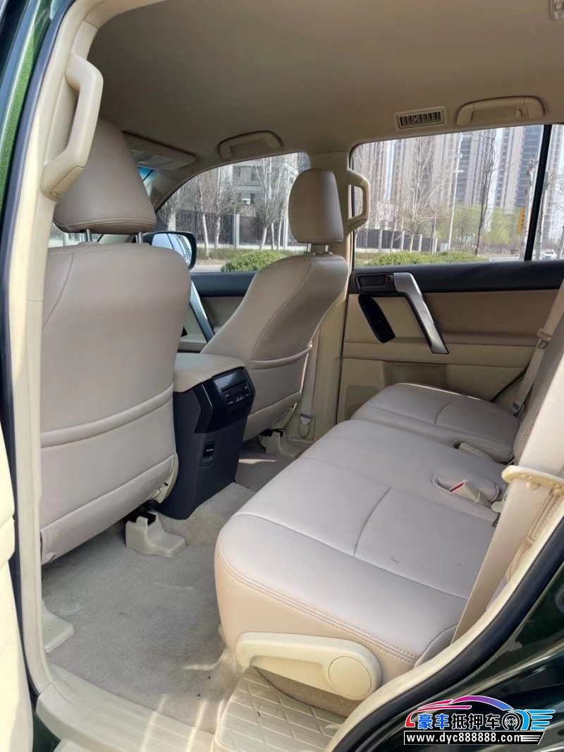 17年丰田普拉多（霸道）轿车抵押车出售