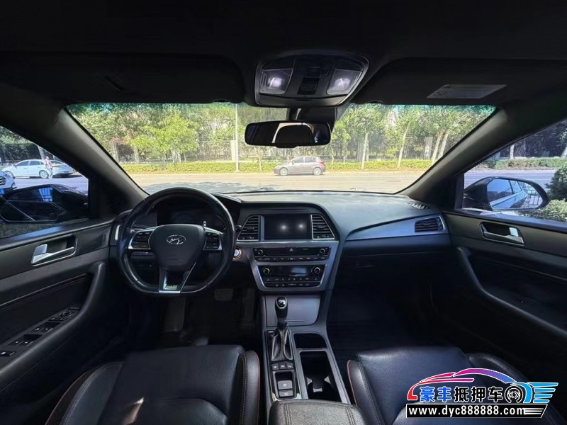 17年现代索纳塔九轿车抵押车出售