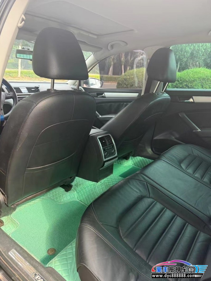 14年大众帕萨特轿车抵押车出售