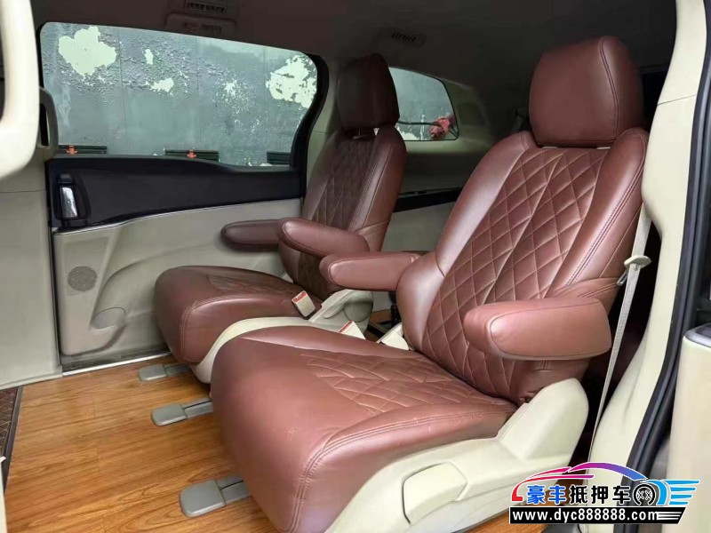 17年别克GL8MPV抵押车出售