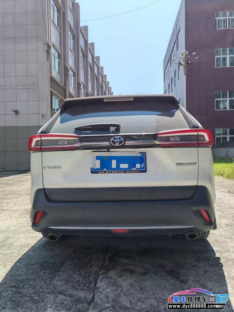 22年丰田威兰达轿车抵押车出售