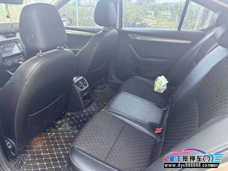 18年斯柯达明锐轿车抵押车出售