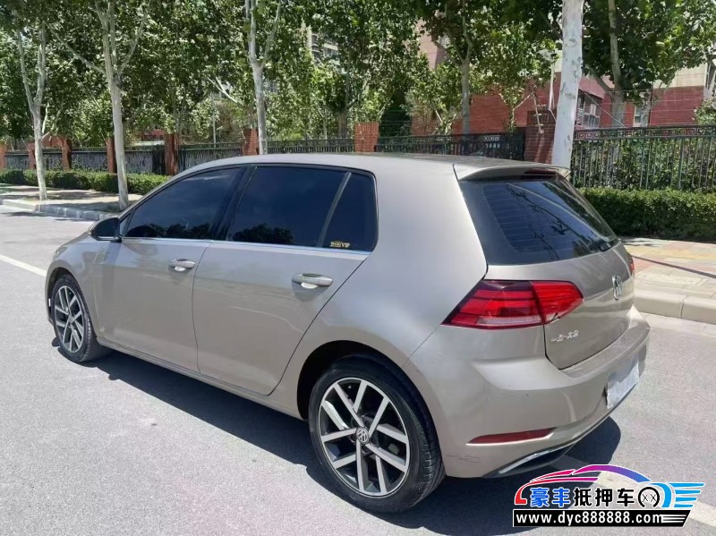 20年大众高尔夫轿车抵押车出售