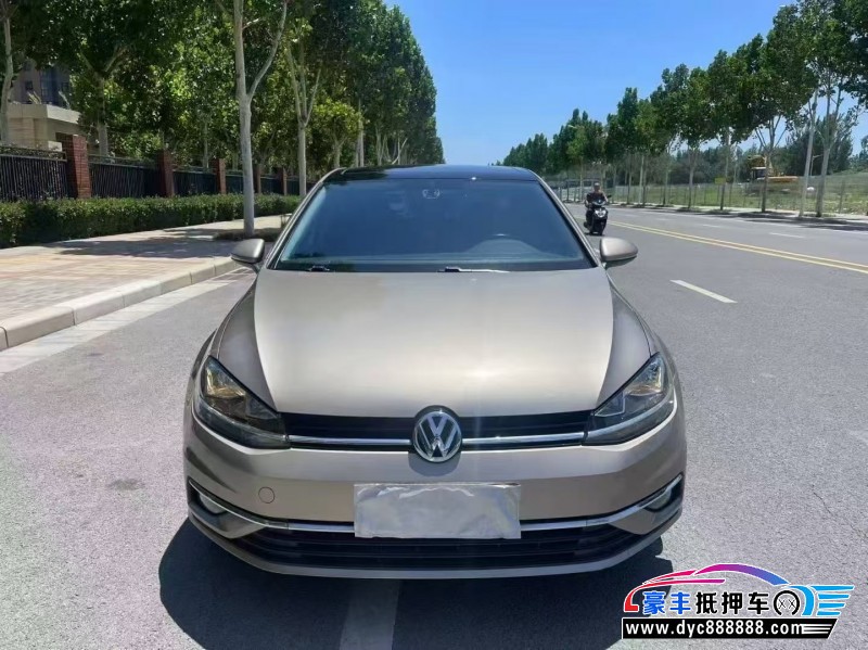 20年大众高尔夫轿车抵押车出售