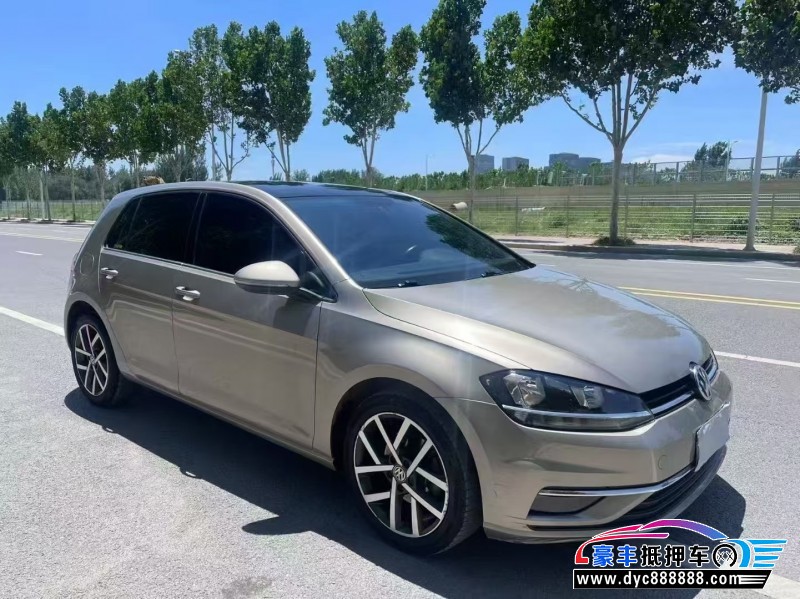 20年大众高尔夫轿车抵押车出售