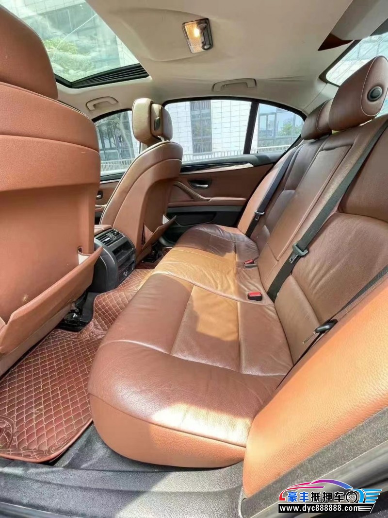 13年宝马5系轿车抵押车出售