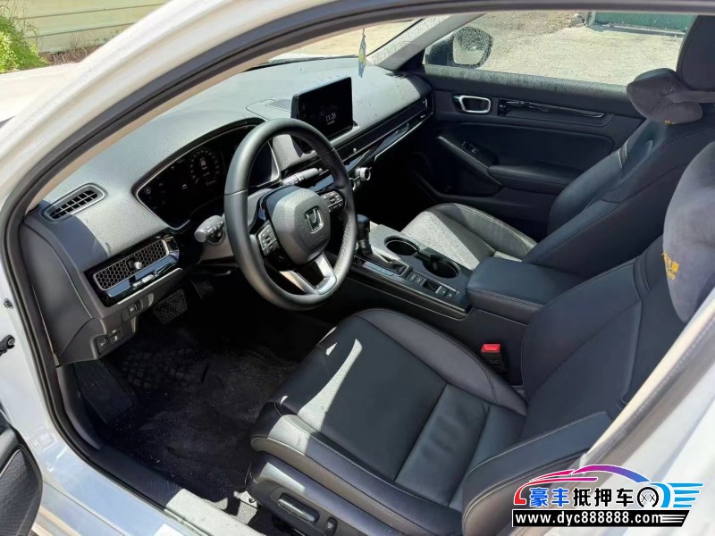24年本田型格轿车抵押车出售