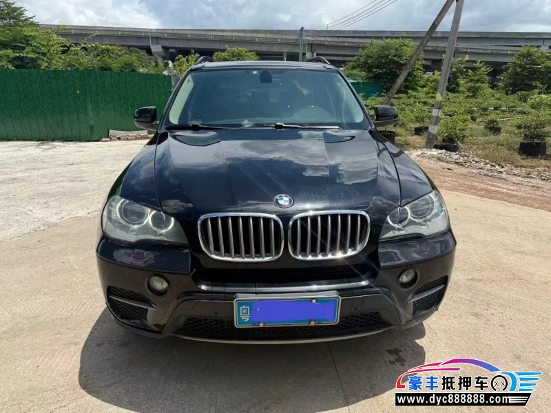 13年宝马X5轿车抵押车出售