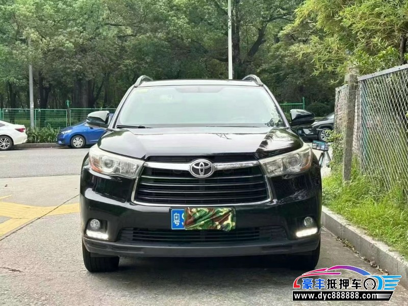 16年丰田汉兰达轿车抵押车出售