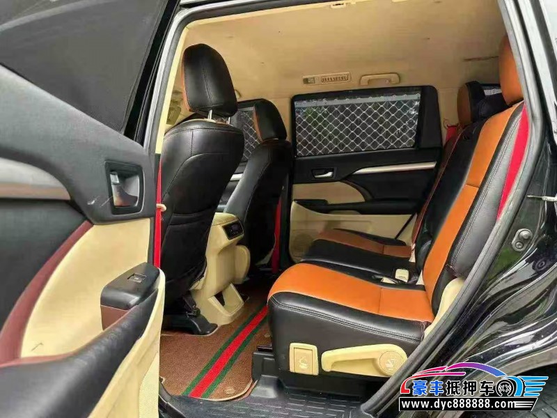 16年丰田汉兰达轿车抵押车出售