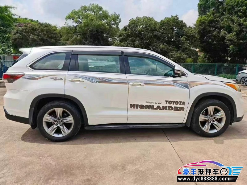 16年丰田汉兰达轿车抵押车出售