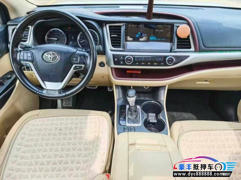 16年丰田汉兰达轿车抵押车出售