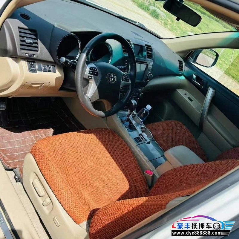 14年丰田汉兰达轿车抵押车出售