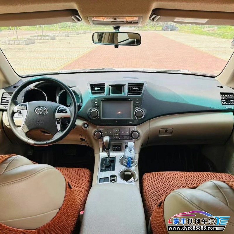 14年丰田汉兰达轿车抵押车出售